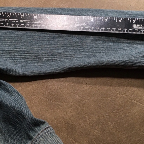 LEVI STRAUSS & CO. Original Trucker Jacket, CROPPED, FADED BLUE, NWOT, Size S - Picture 6 of 8